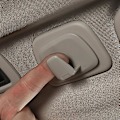 Pikkukuva 3 / 4: 2x Auto Hanger Hooks Takakattokoukku Sopii Volvo XC40 XC60 XC90 V90 S90 2018 2019 2020 Auton Tarvikkeet