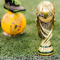 Miniatyrbilde 4 av 4: VM-trofé, Hercules-trofé, resin-replika av fotball-VM-suvenirtrofé, suvenirsamling hjemme/kontordekorasjoner, gaver til fans