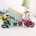 Miniatyrbillede 2 af 4: 2 stk. Motorcykel Dukke Statuette Små Figurer Til Bordplade Kontor Soveværelse