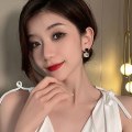 Miniatyrbillede 2 af 5: Temperament Simple Pearl Bow Øreringe High Touch Everything Style4 KLB