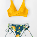 Miniatyrbillede 5 af 5: Bikini-sæt til kvinder med wrap-look og V-hals
