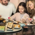 Miniatyrbillede 6 af 6: To par børns tog spisepinde assistenter til spisepinde KLB
