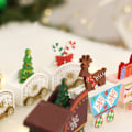 Pikkukuva 4 / 5: Puinen joulujuna joulukoriste juna lapsille Juhlallinen adventtikalenteri KLB