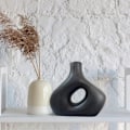 Miniatyrbillede 3 af 7: Cirkel vase - mat sort geometrisk donut vase. Nordisk
