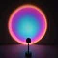 Miniatyrbillede 1 af 4: LED solnedgangs projektionslampe, 180 graders rotation regnbue solnedgangslampe, USB romantisk stemningslys til soveværelse stue fest A)
