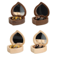 Miniatyrbilde 2 av 7: Hjerteformet musikkboks i tre med speil, musikkboks, ornament, lønnetre, rød bronse U