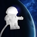 Miniatyrbild 5 av 8: Bärbar tecknad astronaut USB LED-lampa flexibel KLB