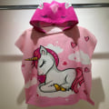Miniatyrbillede 1 af 5: En Pink Unicorn (60*120cm) Børne Badehåndklæde Kappe Strand Kappe, Baby Hættehåndklæder Bærbar Hættehåndklæde til Drenge Piger Absorberende Hættehåndklæde til Småbørn