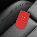 Pikkukuva 2 / 5: Auton avaimen lisävaruste, joka on yhteensopiva Renault Smart Key 4-painikkeen kanssa (vain Keyless Go) - Punainen pehmeä silikonikotelo avaimenpidikkeellä
