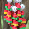 Miniatyrbillede 5 af 8: SunGrow Fugletyggelegetøj fra The Perfect Parrot Toys hjælper med KLB