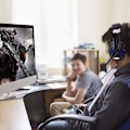 Pikkukuva 7 / 7: Pelikäyttöön tarkoitettu kuulokemikrofoni PS4:lle, Xbox Onelle, stereoympäröivillä äänillä