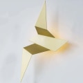 Miniatyrbillede 1 af 2: Moderne LED Flyvende Fugl Væglampe til Soveværelse Stue (12,8 tommer) (Guld)