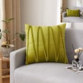 Miniatyrbillede 1 af 5: Sæt med 2 pudebetræk tredimensionelle geometriske striber fløjl dekorativt pudebetræk hjem stue sofa soveværelse (30x50cm, gullig grøn) KLB