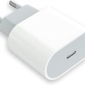 Pikkukuva 1 / 7: 20 W:n USB-C-virtalähde USB-C-laturi