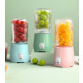 Miniatyrbillede 3 af 4: Handy trådløs bærbar blender MINI juicer kop engros USB juice kop frugt kop mini, blå