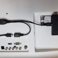 Miniatyrbilde 2 av 3: USB-portadapter, OTG-kabel og Power HOST-drevet nettbrett-PC 2-pakning