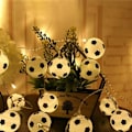 Miniatyrbillede 1 af 5: 6M 40LED Fodbold Formet Lyskæde LED Dekorative Hængende Lys til VM Påske Karneval Fester KLB