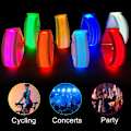 Miniatyrbild 2 av 5: 8 st LED Lysande Armband Blinkande Armband Självlysande Partyartiklar för Bröllop, Raver, Konsert, Camping