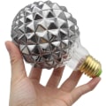 Miniatyrbild 3 av 4: Retro LED-glödlampor Edison-lampor 4W rökglas 220/240V E27 Crystal Art Deco dekorativa glödlampor G95 Crystal (ananas) [Energiklass D]