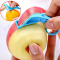 Miniatyrbillede 5 af 5: 2-i-1 Ringskræller Multifunktionel Plastik Bærbar Tynd Hud Skrabning Skærer Frugt Skræller Køkkenredskaber til Citron Appelsin, Appelsin