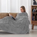 Miniatyrbillede 3 af 4: Dekorativt ekstra blødt fuzzy faux pels tæppe 130*160cm, ensfarvet vendbart shaggy tæppe, hyggeligt fleece tæpper til sofa soveværelse, mørkegrå