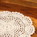 Pikkukuva 5 / 5: Käsinkudotut puuvillaiset virkatut aluslautaset pitsi pöytätabletit, noin 20 cm, 4 kappaletta (beige)