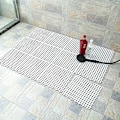 Miniatyrbild 1 av 3: Gummigolv Vit 10 st Interlocking Mjuk PVC Halkfri Kakel Splicing Vattentät Matta