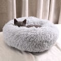 Miniatyrbillede 5 af 5: Plys donut hund seng, rolig rund hund katteseng blød og fluffy kram kæledyr pude automatisk varm hvalpeseng maskinvaskbar, grå 50cm