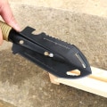 Miniatyrbilde 3 av 5: Mini metallhagespade, rustfritt stål hagespade for spade, multiverktøy for campingutstyr, egnet for campingreiser (svart)