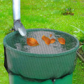 Miniatyrbillede 1 af 4: Regnvandsbeholdernet, Regnvandsbeholdernetdæksel Mesh Bucket Net Justerbar Udendørs Have Regnvandsbeholderdæksel (95cm Diameter Sort)