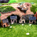 Miniatyrbilde 4 av 5: 4-pak miniatyr hage landskap miniatyr landsby stein hus miniatyr hus stråtak hus bonsai hage dekorasjon