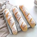 Miniatyrbild 2 av 5: Baguettebakplåt Baguetteform med non-stick beläggning -3 fack rostfritt stål