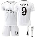 Miniatyrbild 1 av 2: 2024-2025 Real Madrid Hemma Barn Fotbollströja # 9 Mbappe Tröja Fotbollsset Fotbollslag Tröja 26