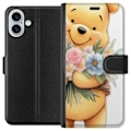 Miniatyrbilde 1 av 3: Apple iPhone 16 Plus Lommeboketui Nalle Puh med blomster - kla
