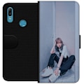Pikkukuva 1 / 3: Huawei Y6 (2019) Lompakkokotelo Lisa from Blackpink – K-pop Style Icon