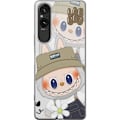 Pikkukuva 1 / 3: Sony Xperia 10 VI Läpinäkyvä kuori Labubu Minimal Mood - Yksinkertainen ja tyylikäs hirviösuunnittelu