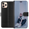 Miniatyrbild 1 av 3: Apple iPhone 11 Pro Plånboksfodral Lisa from Blackpink – K-pop Style Icon