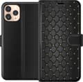 Kompatibel Tegnebogsetui til Apple iPhone 11 Pro Sort geometrisk ternet mønster med guldfarvede linjer og dekorative detaljer sort