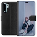 Miniatyrbillede 1 af 3: Huawei P30 Pro Tegnebogsetui Lisa from Blackpink – K-pop Style Icon