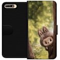 Miniatyrbild 1 av 3: Huawei Y6 (2018) Plånboksfodral Labubu Graffiti Vibes – Gatukonst i monsterform
