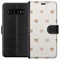 Miniatyrbillede 1 af 3: Samsung Galaxy S10 Tegnebogsetui Teddybaggrund - søde teddybjørne mod en blød baggrund