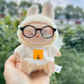 Miniatyrbillede 1 af 3: Kompatibel med Pop Mart Labubu The Monsters T-shirt – Passer til Exciting Macaron, Have a Seat & Big Into Energy – 100 % bomuld Real Madrid CF hvid one size