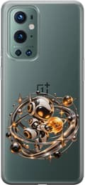 Kompatibelt Mobildeksel til OnePlus 9 Pro Liten sølvfarget robot som holder en lysende gullplanet blant omløpsbaner gull