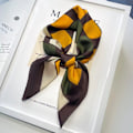 Miniatyrbilde 1 av 3: Sjal for kvinner, silke, lyse farger Color block plaid
