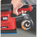 Miniatyrbillede 4 af 5: BLACK+DECKER 4 i 1 Multikutter Autoselect Ledningsbaseret 220 W KA280K-QS Leveres i Kuffert med 17 Abrasiver röd och svart
