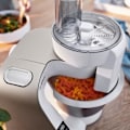 Miniatyrbillede 5 af 6: BOSCH - Standmixer - 1000W - 3,9 L skål i rustfrit stål - integreret vægt og timer - MUM 5 CreationLine - hvid/champagne - MUM5XW20
