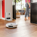Miniatyrbillede 6 af 6: KARCHER - RCV 5 suge station - Intelligent automatisk tømning station til RCV 5 rengøringsrobot (via app)