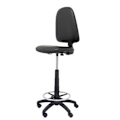 Miniatyrbillede 3 af 4: Ergonomisk taburet Ayna i sort kunstlæder - PIQUERAS Y CRESPO - Højdejusterbar - Fodstøtte Svart