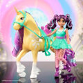 Pikkukuva 4 / 6: SPIN MASTER YOUNGBLOOM UNIKORNI JA NUKKE LEAF JA AVA Unicorn Academy Lila och turkos