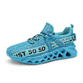 Miniatyrbild 1 av 3: Andningsbara Löparskor Blade Slip on Sneakers Herr Vit (39)